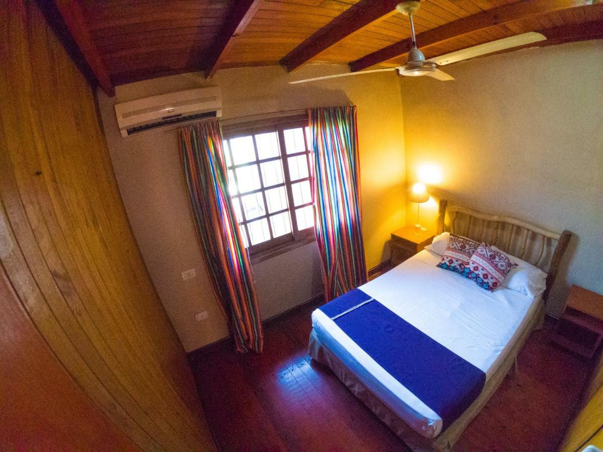 Posada Los Tajibos Puerto Iguazú Esterno foto